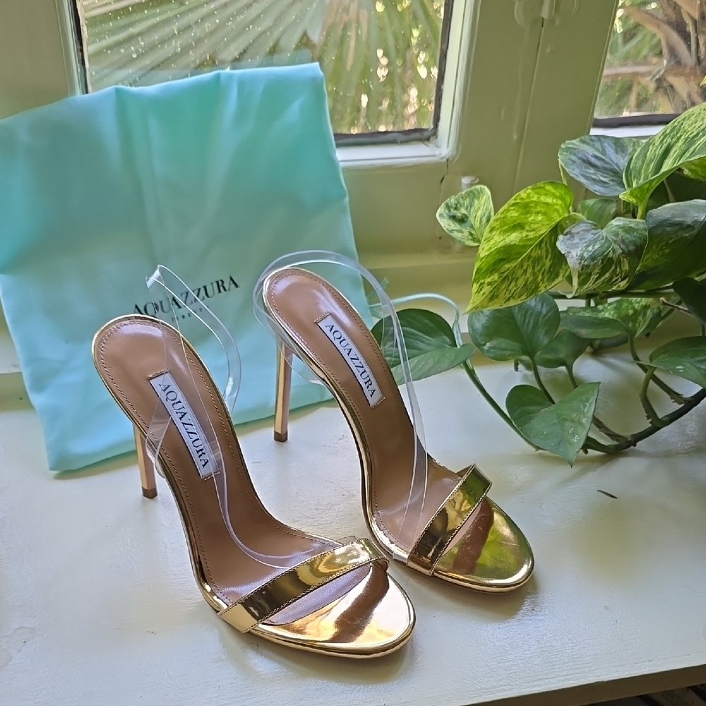 NEVER WORN BEAUTIFUL ITALIAN Aquazzura Heels